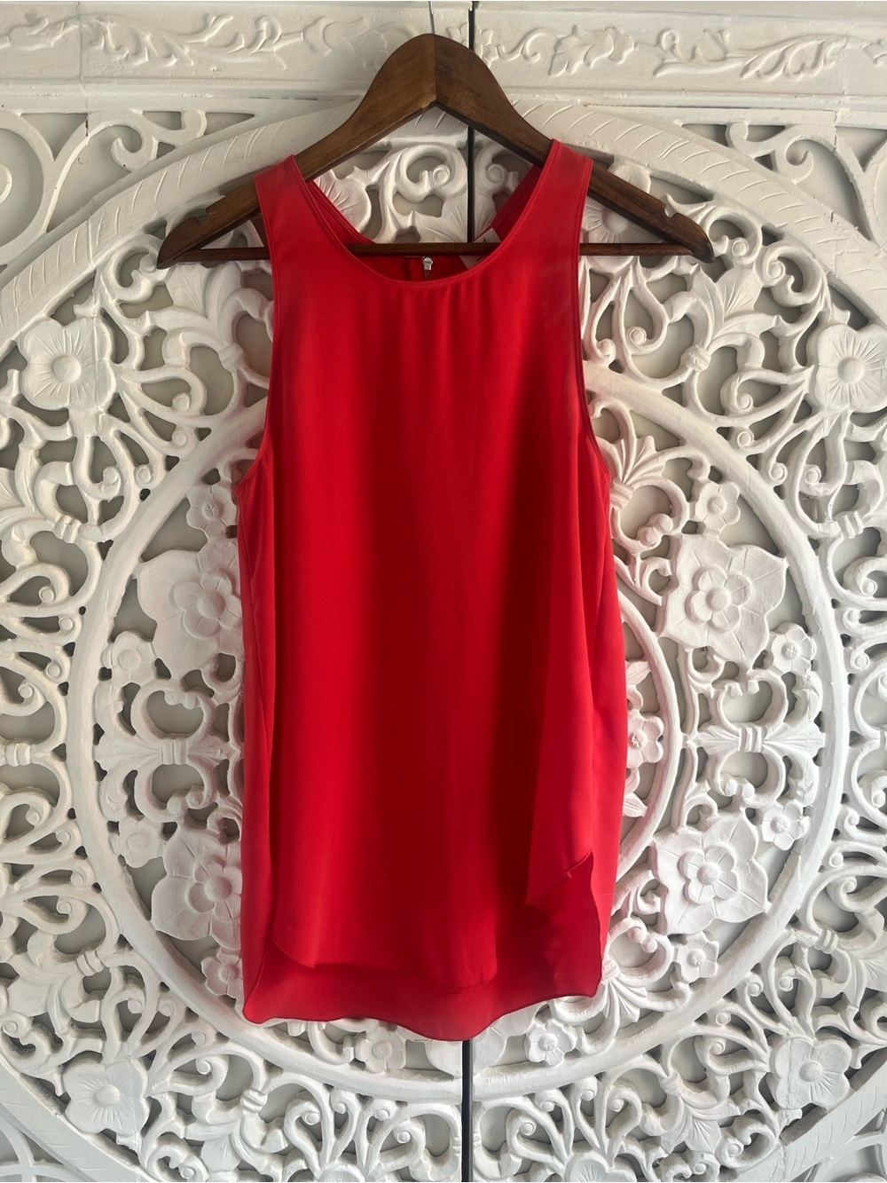 Wilfred Aritzia Silk Trim Sleeveless Blouse Tank Top Coral Red XS
